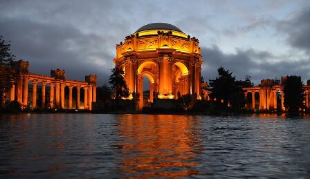 樓體亮化工程怎樣實(shí)現(xiàn)節(jié)能環(huán)保？