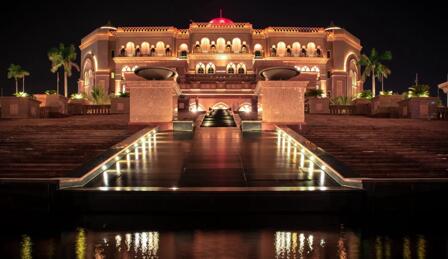 酒店樓體亮化，以燈光現(xiàn)代酒店的奢華與格調(diào)！