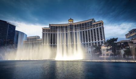 酒店泛光照明設(shè)計(jì)，巧妙運(yùn)用燈具讓酒店更顯氣派！