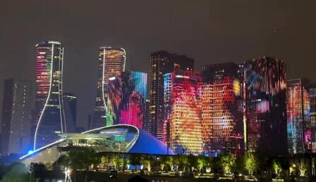 設(shè)計(jì)出彩的戶外燈光秀需注意什么？如何營(yíng)造共鳴體驗(yàn)？