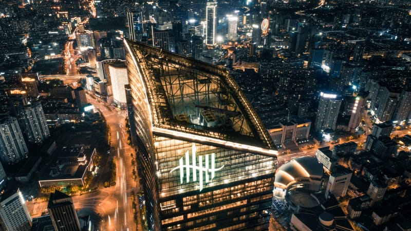 商業(yè)綜合體泛光照明.jpg 商業(yè)綜合體泛光照明.jpg