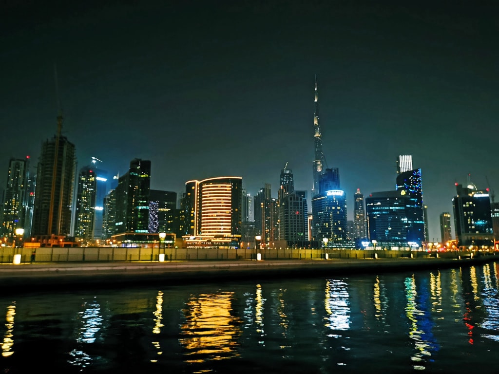 酒店泛光照明.jpg 酒店泛光照明.jpg