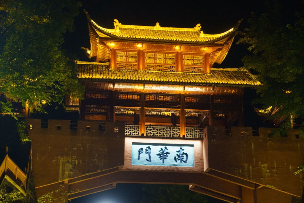 亮化工程1.jpg 亮化工程1.jpg