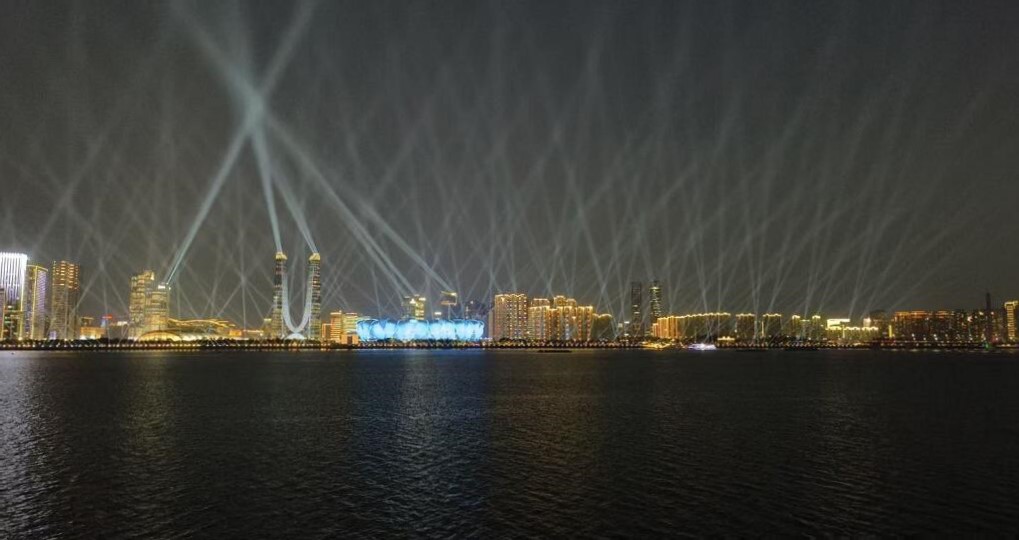 亮化工程1.jpg 亮化工程1.jpg