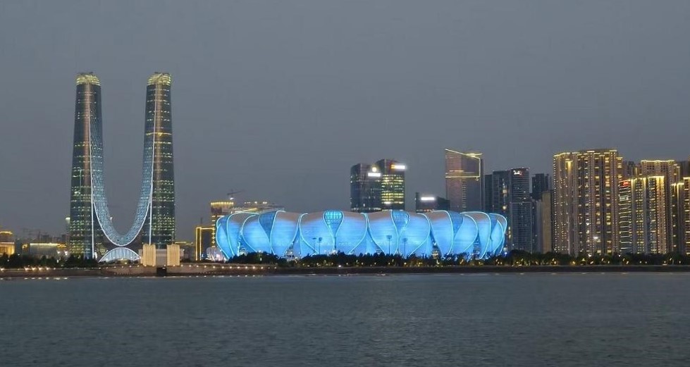 亮化工程.jpg 亮化工程.jpg