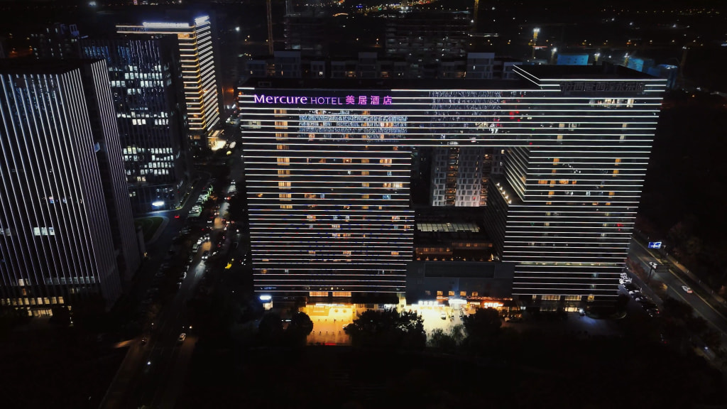 樓體泛光照明.jpg 樓體泛光照明.jpg